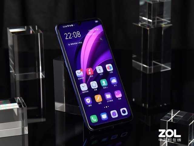 全面实力派vivo Z5领衔 表现突出的低价中端机盘点 